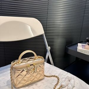 Meet your Posher, Liny